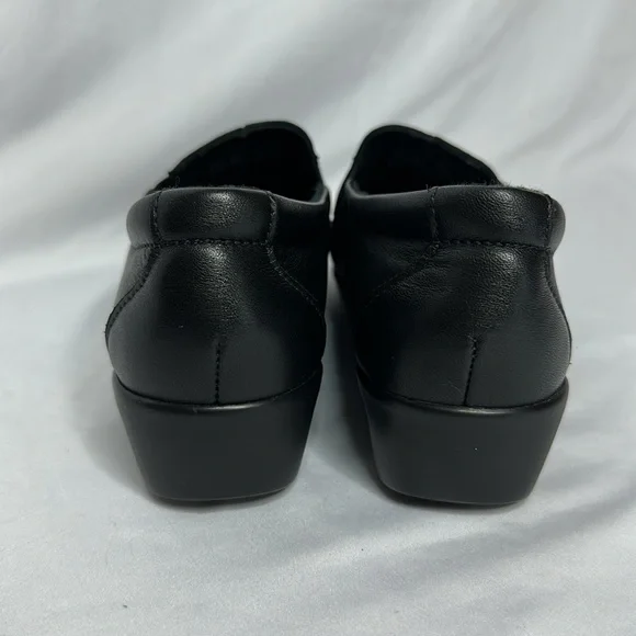 EUC SAS Dream Tripad Slip-Ons - Picture 5 of 7